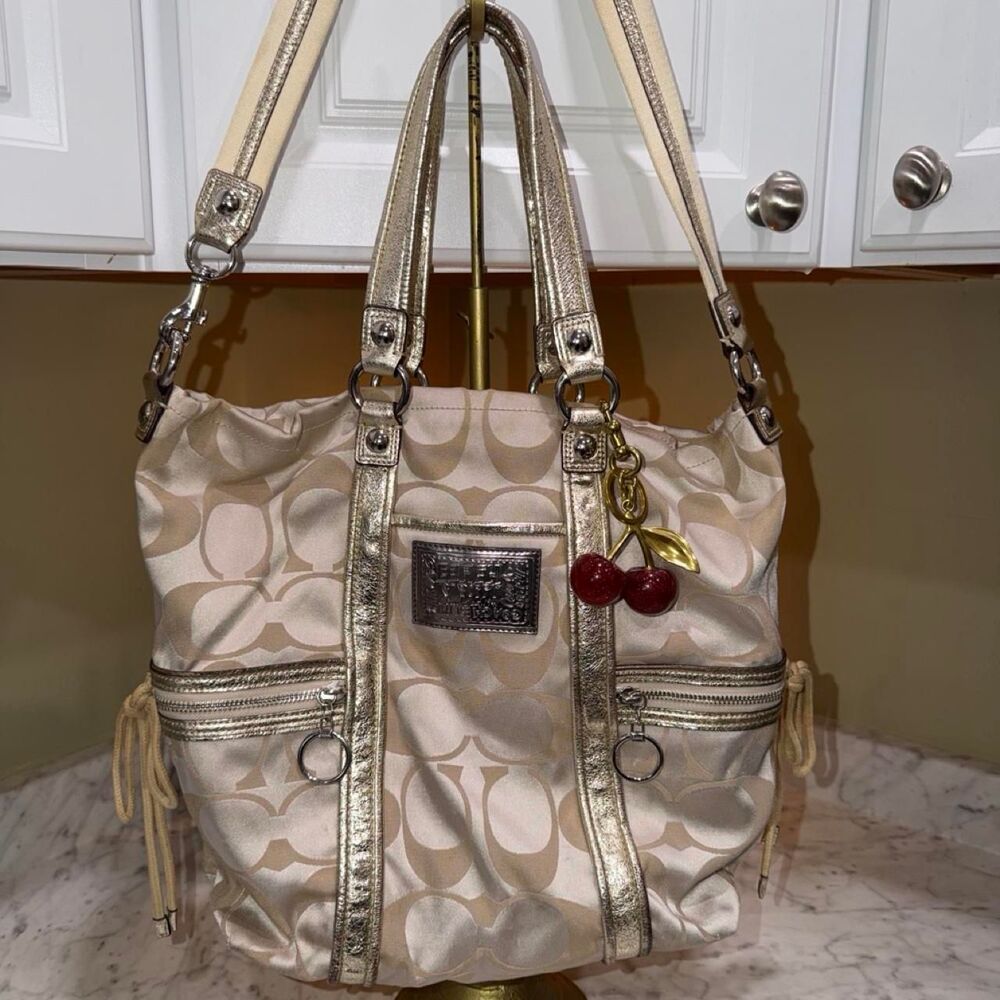 Coach Poppy Large Signature Tote Bag - Gold and Crea